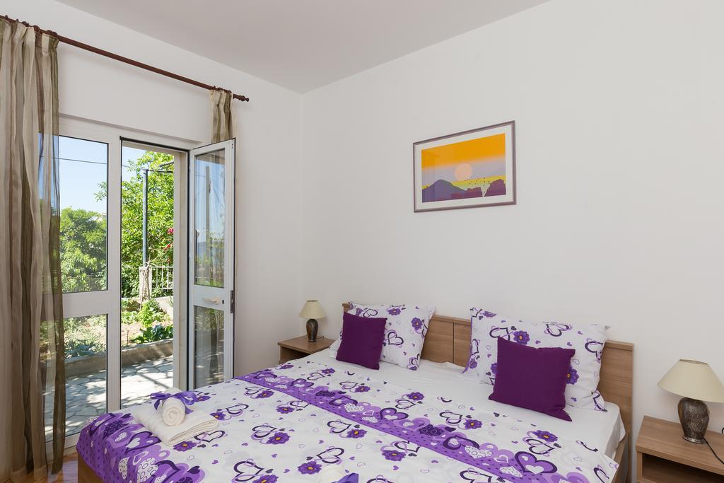 Apartments Olive มลินี ภายนอก รูปภาพ