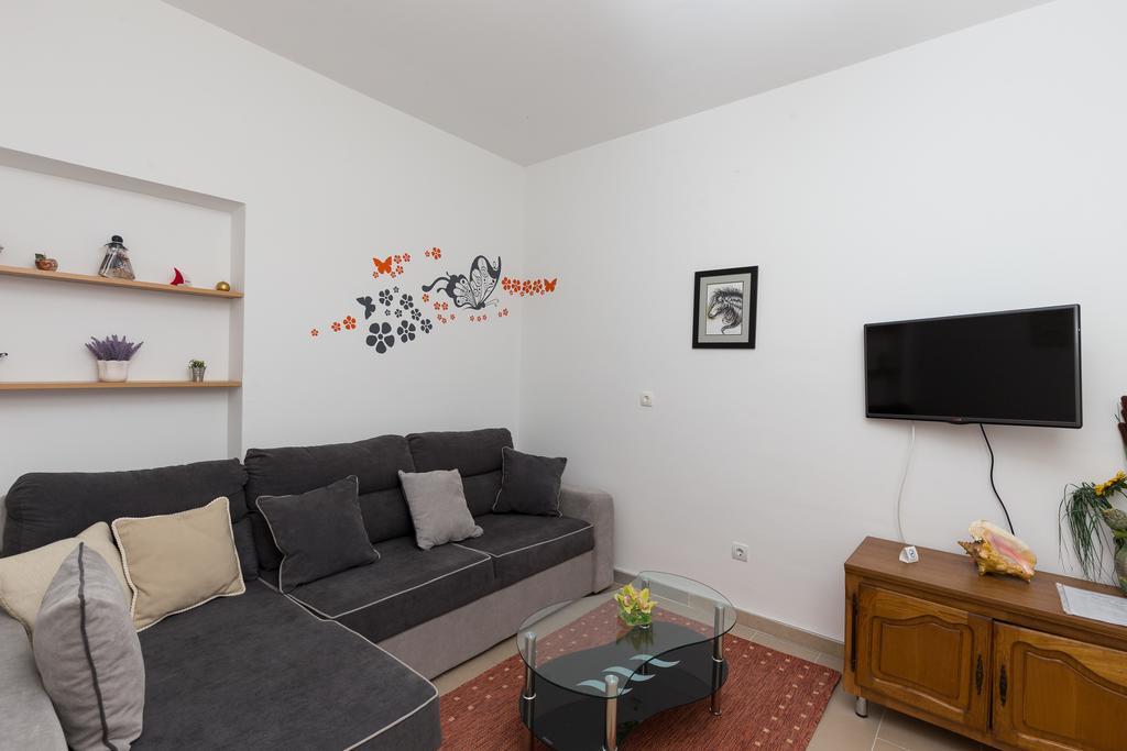 Apartments Olive มลินี ภายนอก รูปภาพ